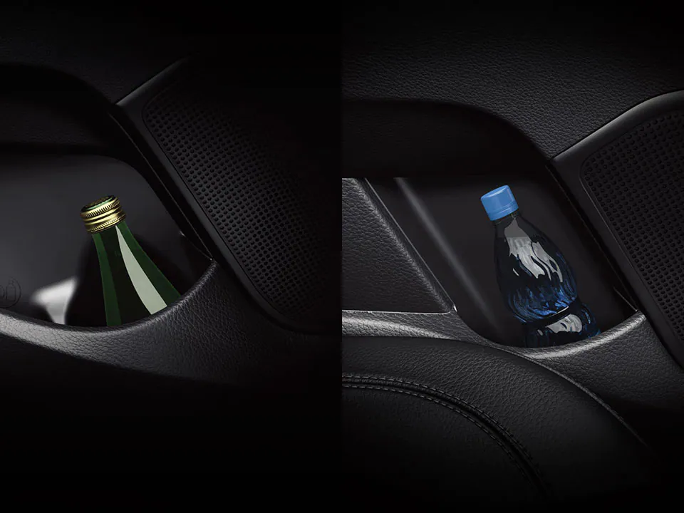 حاملات للقوارير في الأبواب الأمامية والخلفية