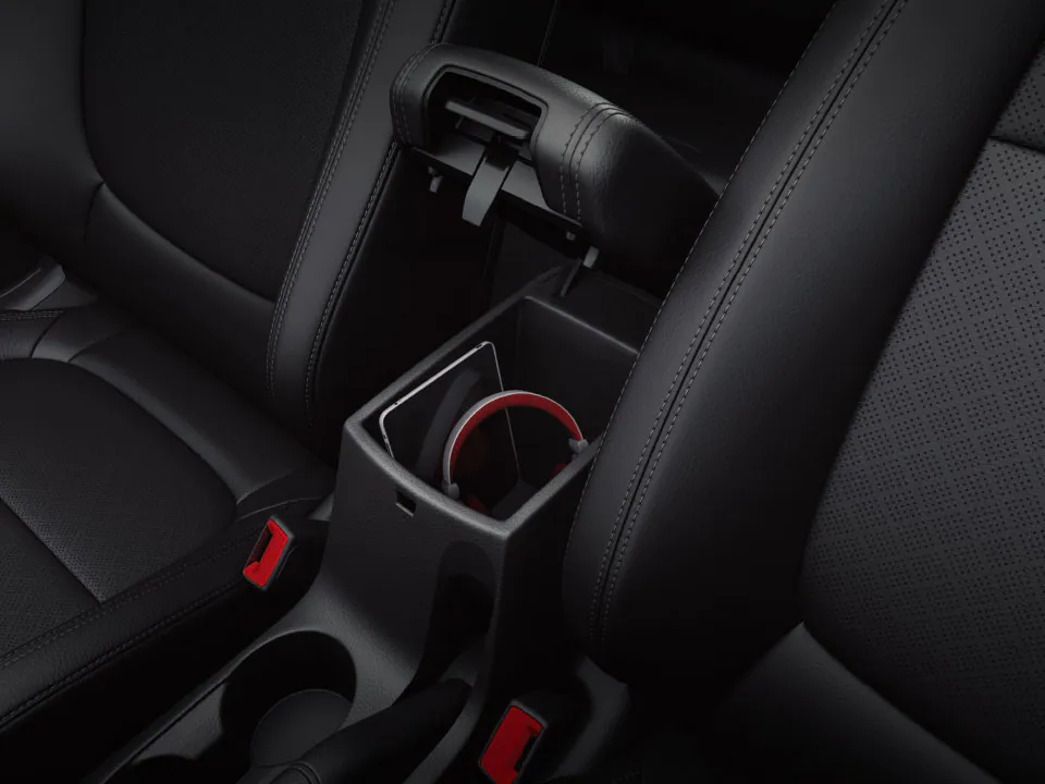 مسند ذراع على وحدة التحكم/الكونسول الأوسط