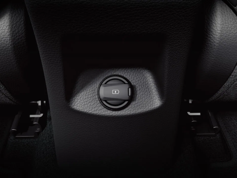 يو إس بي خلفي لشحن الأجهزة